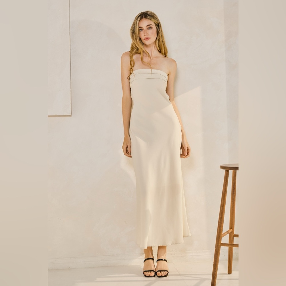 Honey Mango strapless satin Maxi Dress